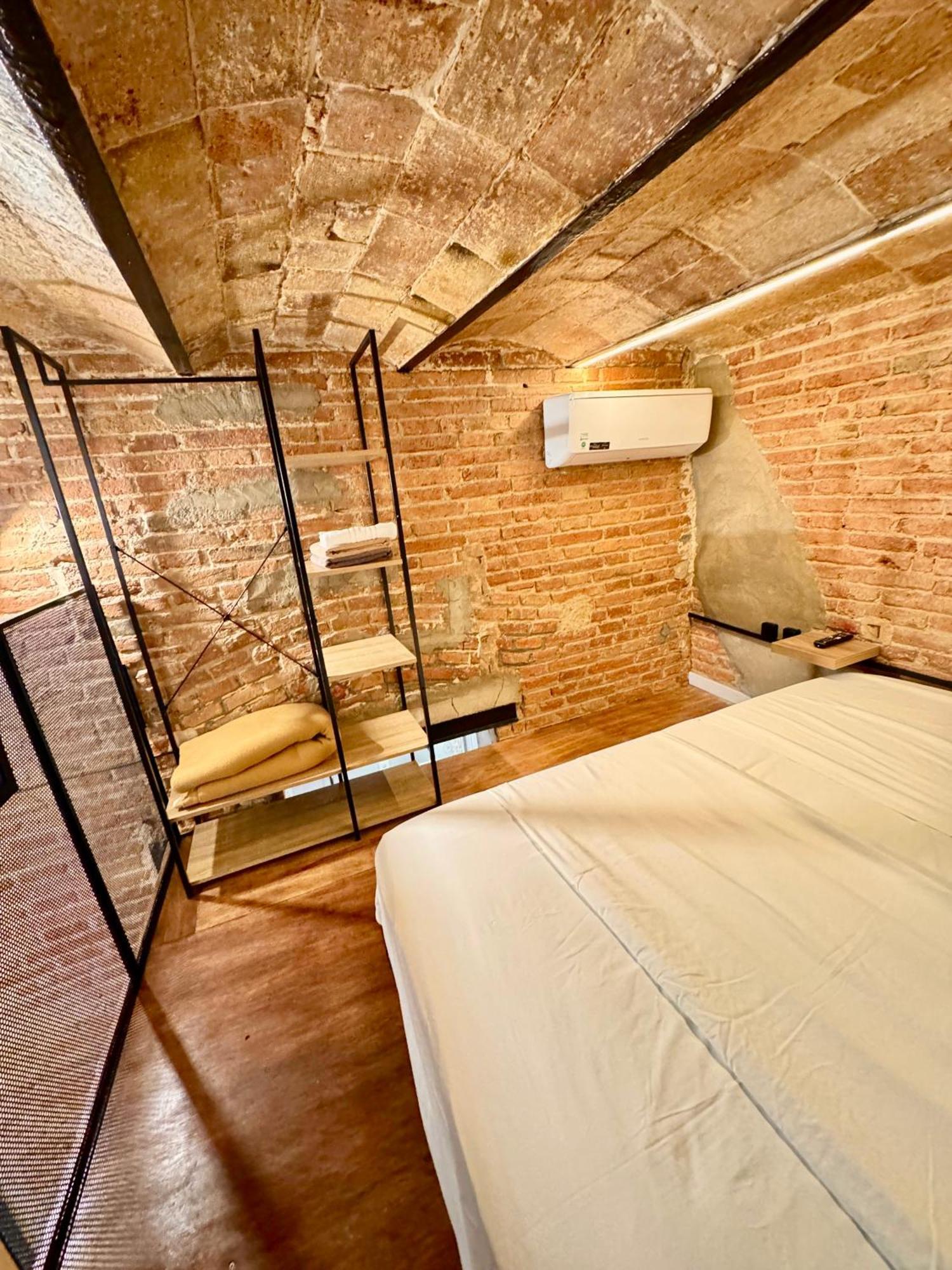 Estudio Nuevo! Al Lado Del Metro L1 L4 L5 Apartment *