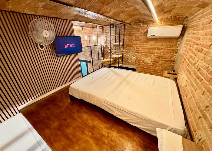 Estudio Nuevo! Al Lado Del Metro L1 L4 L5