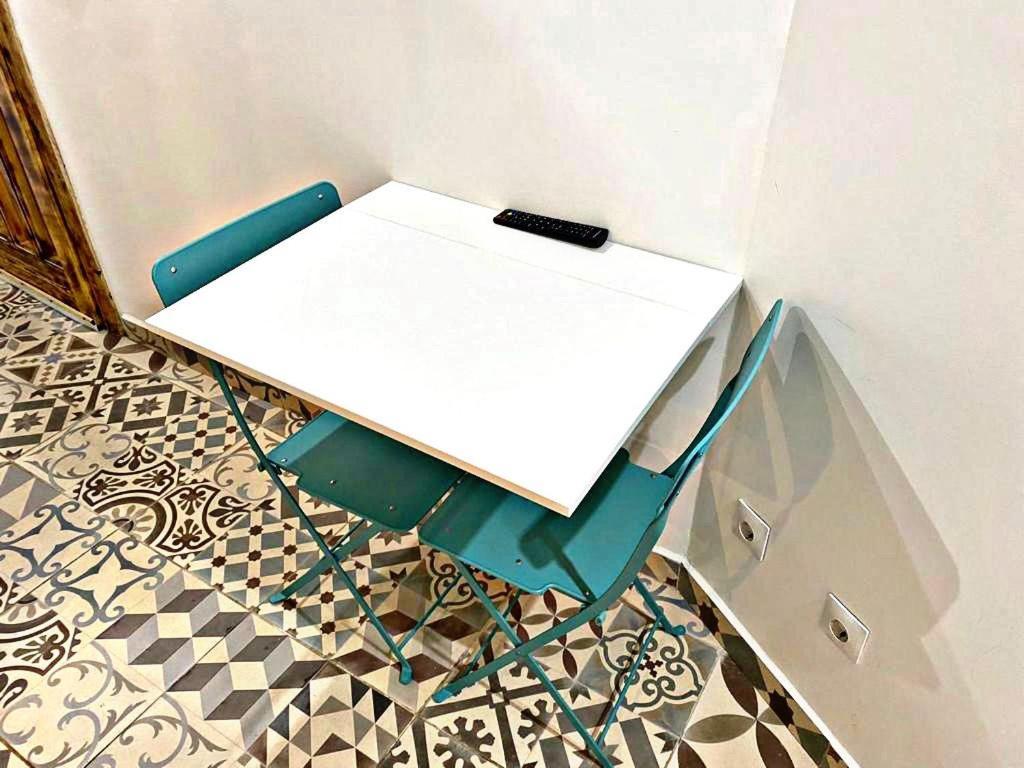 Estudio Nuevo! Al Lado Del Metro L1 L4 L5 Apartment *