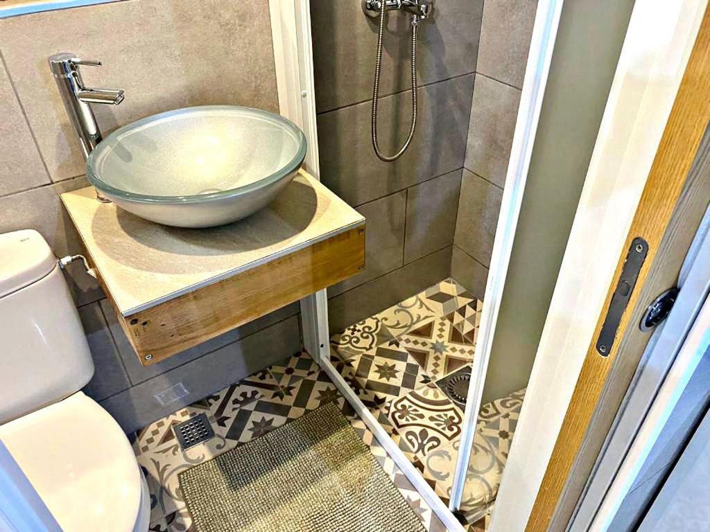 Apartment Estudio Nuevo! Al Lado Del Metro L1 L4 L5 *